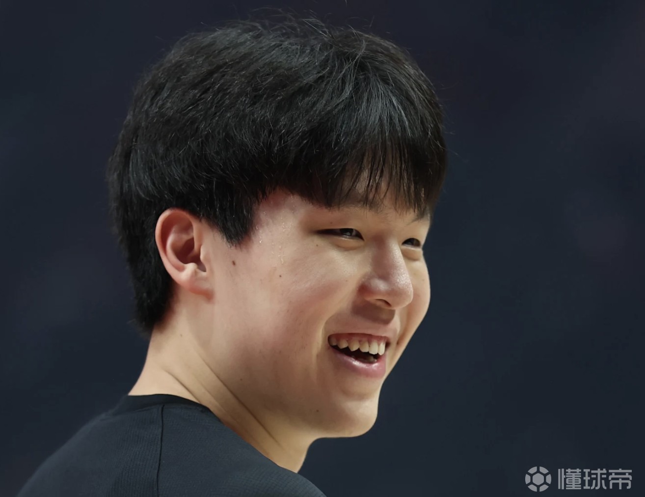 拓媒：杨瀚森下限低，但却是同届选秀中上限最高的球员之一