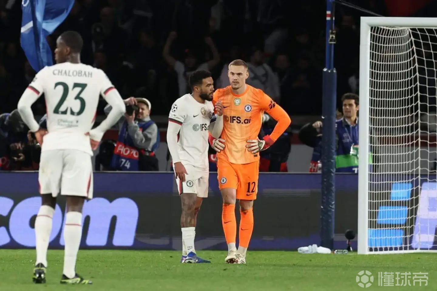 TA：如果切尔西想要征服欧洲，他们需要一位世界级门将